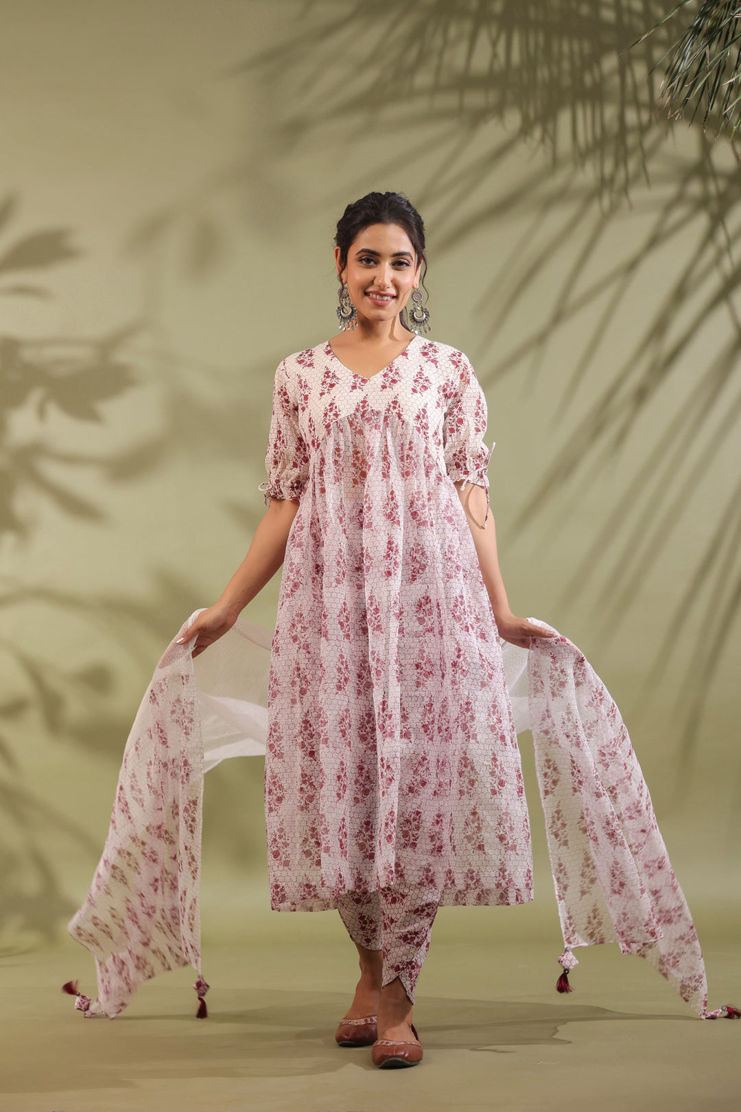 AW-DO-08 - HAND BLOCK PRINTED KOTA DORIA & COTTON SUIT SET OF 3