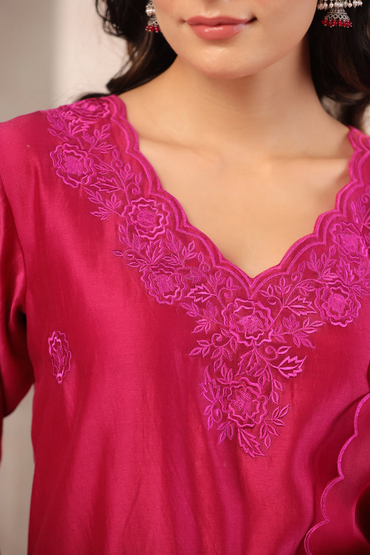 VINTAGE THREADS
