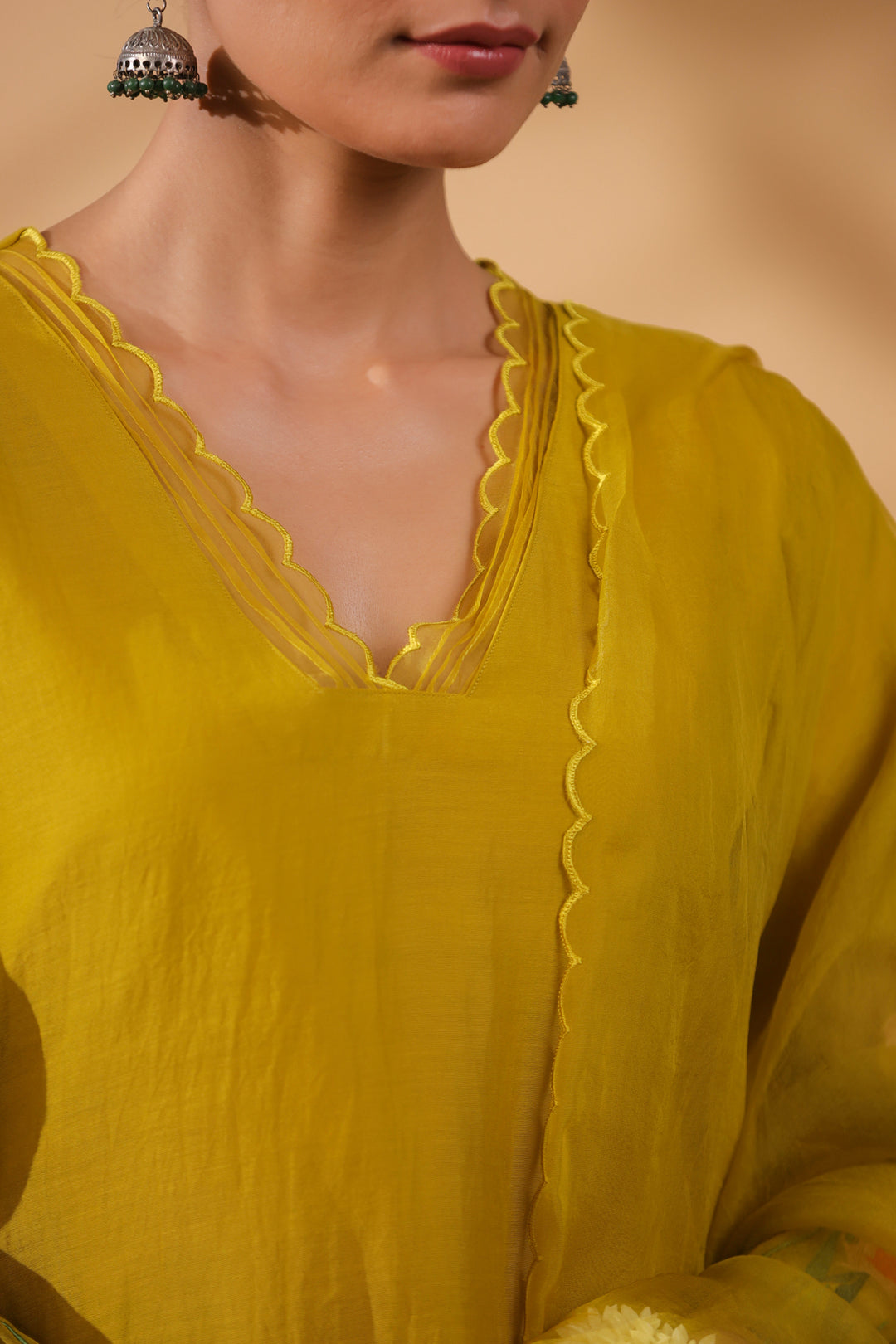 VINTAGE THREADS
