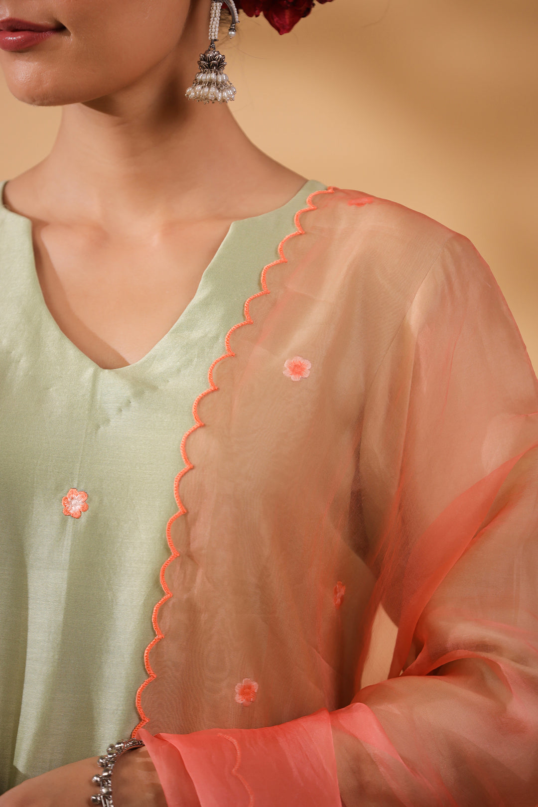 VINTAGE THREADS