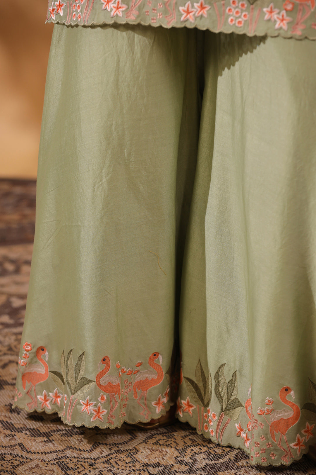 VINTAGE THREADS