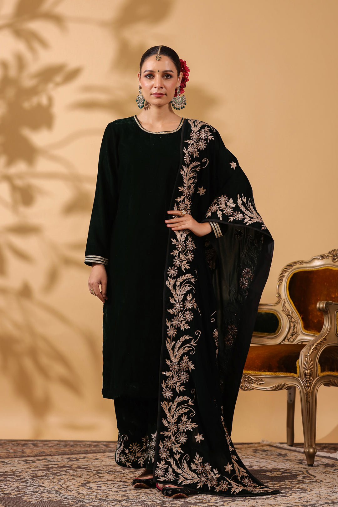 Midnight Velvet Suit Set – Anshu Wadhwa Store