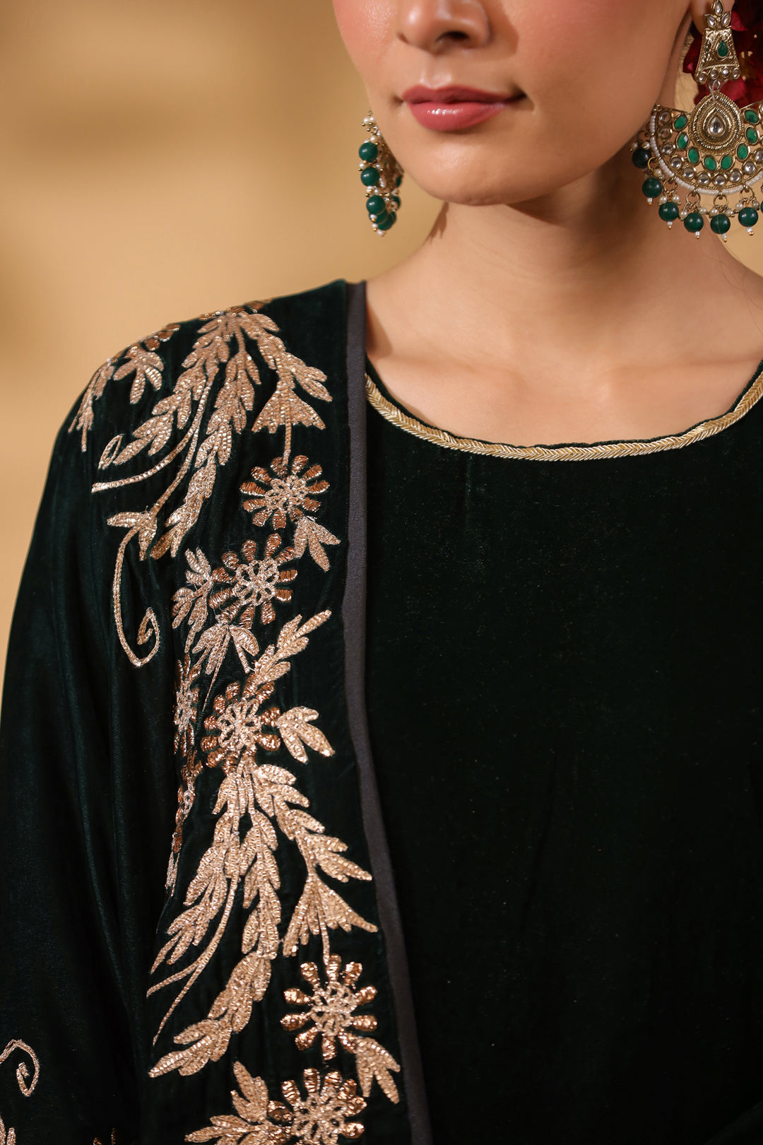 VINTAGE THREADS