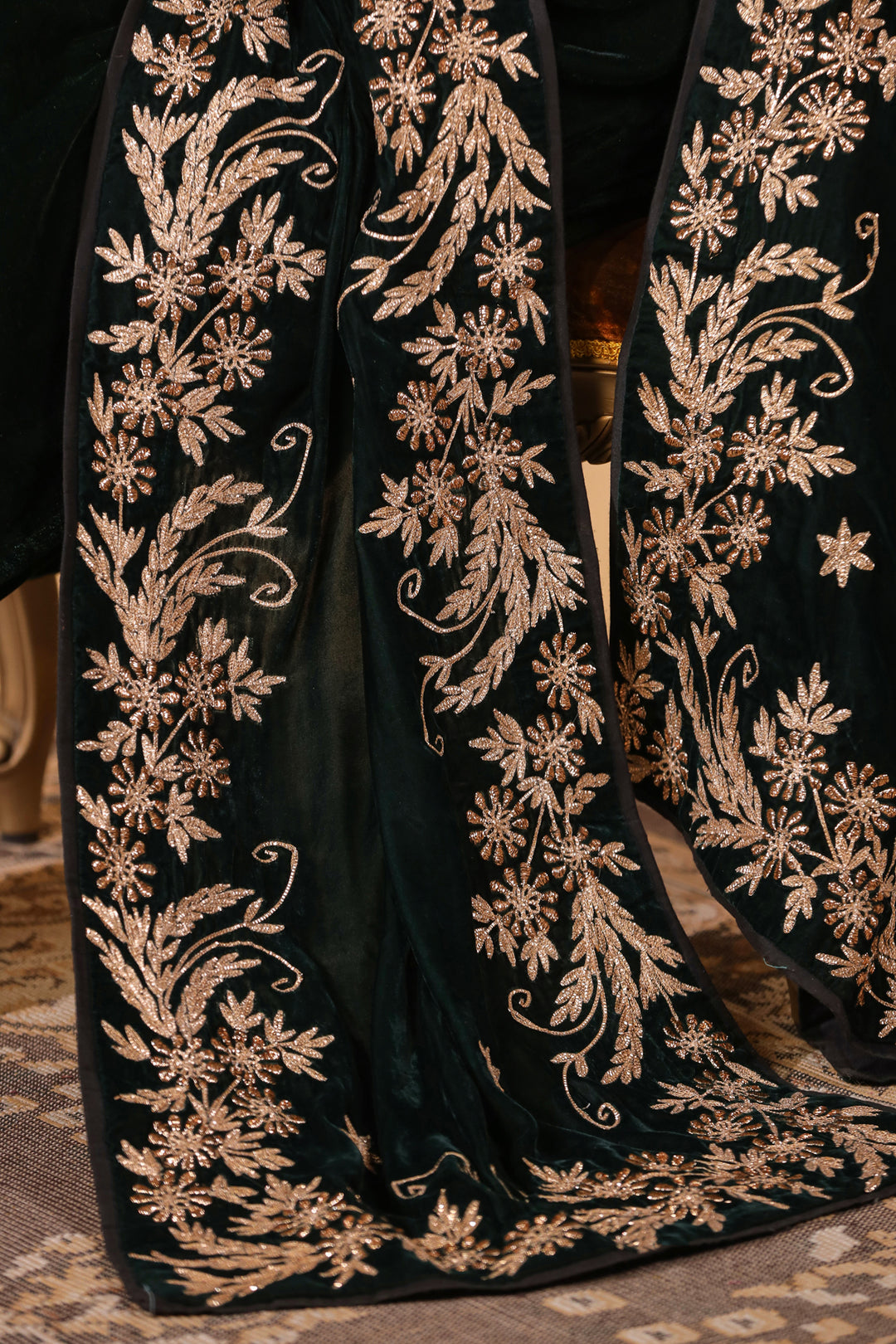 VINTAGE THREADS